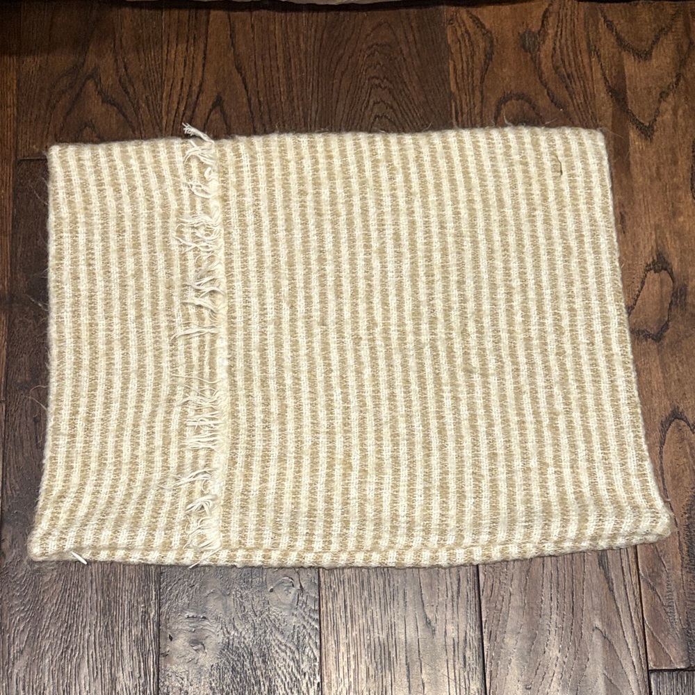 Pottery Barn 14x20 pillow cover